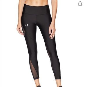 NWT under armour black heat gear  legging size S